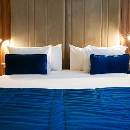 First Suites Hotel Rabat Bagian luar foto