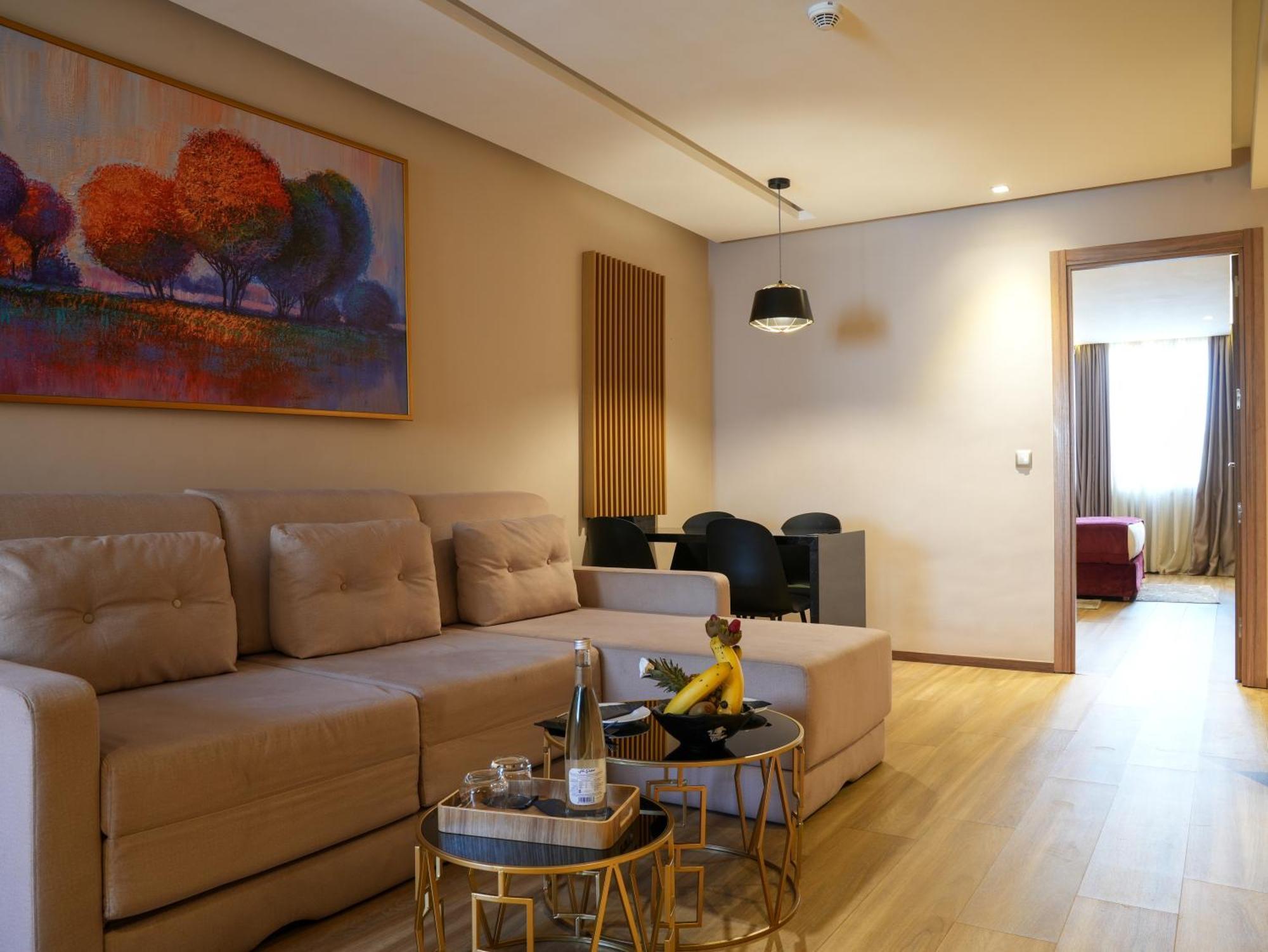 First Suites Hotel Rabat Bagian luar foto