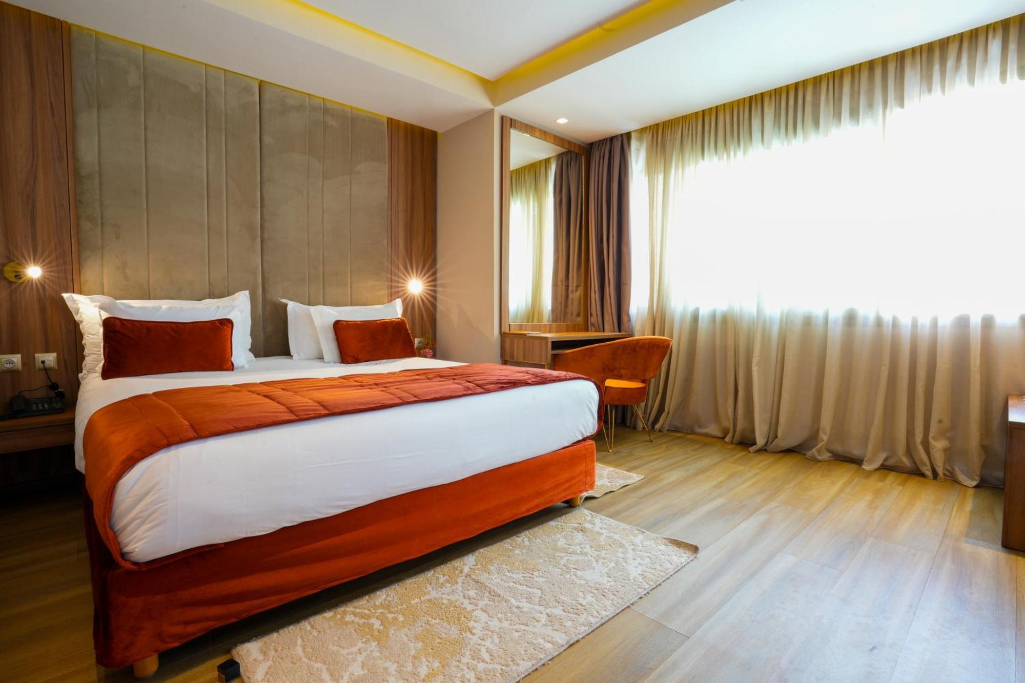 First Suites Hotel Rabat Bagian luar foto